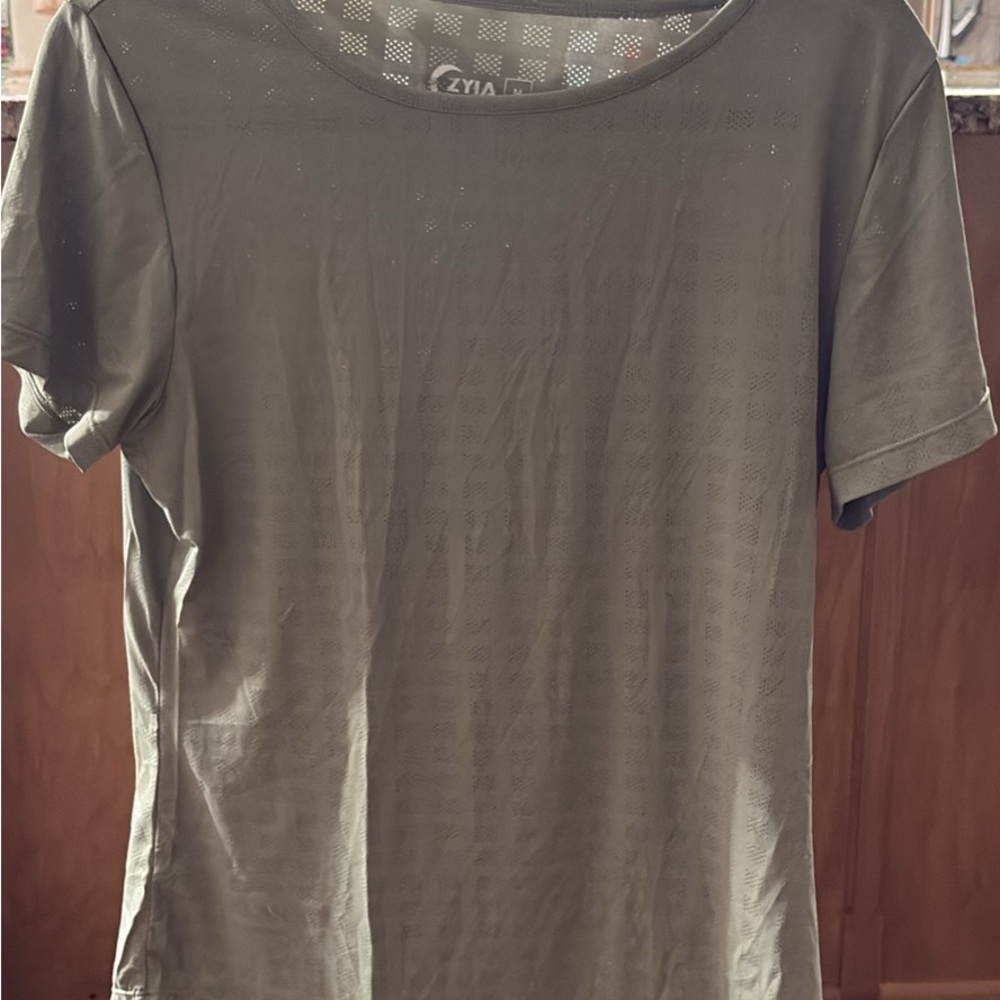 ZYIA Green Fitted Short Sleeve T-Shirt